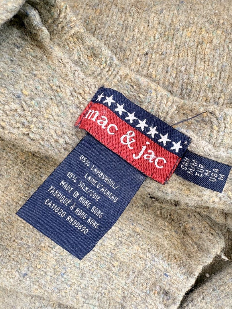 Mac & Jac Sweater Cardi (Category: Coats, Jackets and Outerwear) located in Iloilo. Submitted by kltee (Listing ID 1427376854, Image 2). Description: Chunky Cardi from Mac & Jac.