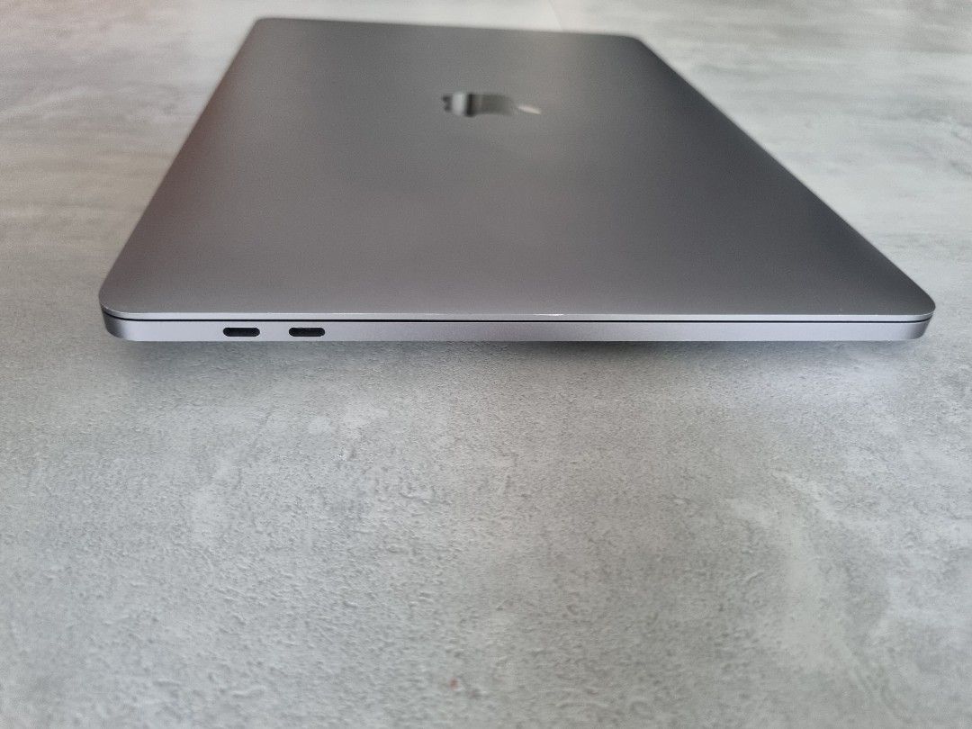MacBook Pro405963482208686083