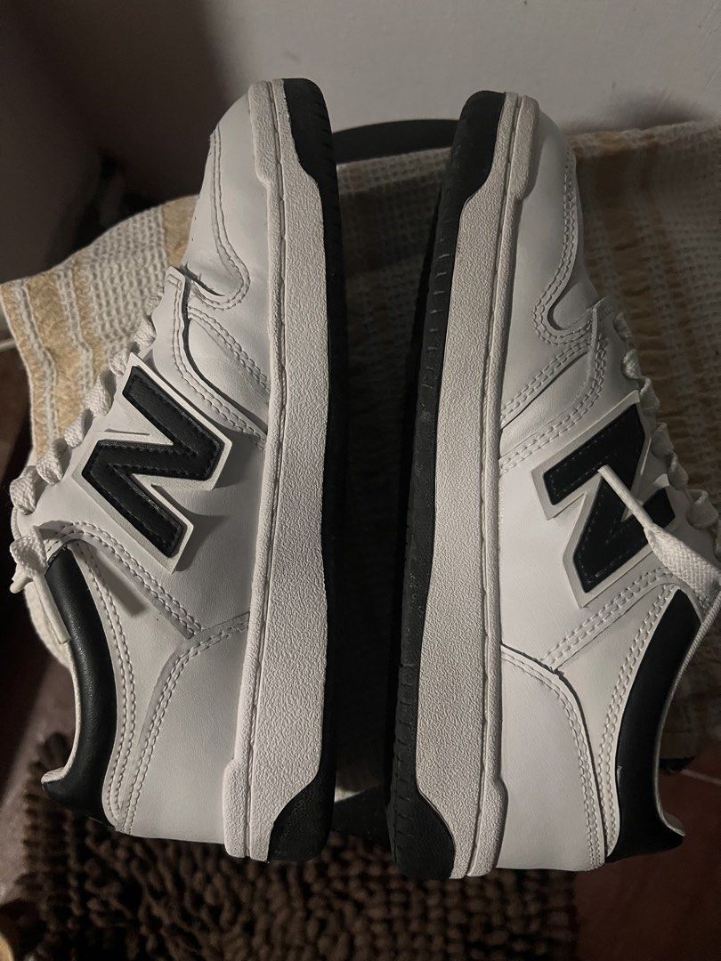 New Balance 480 White Black Sneakers (Category: Sneakers) located in Quezon City. Submitted by crazyclozet (Listing ID 1427409302, Image 2). Description: Unisex .