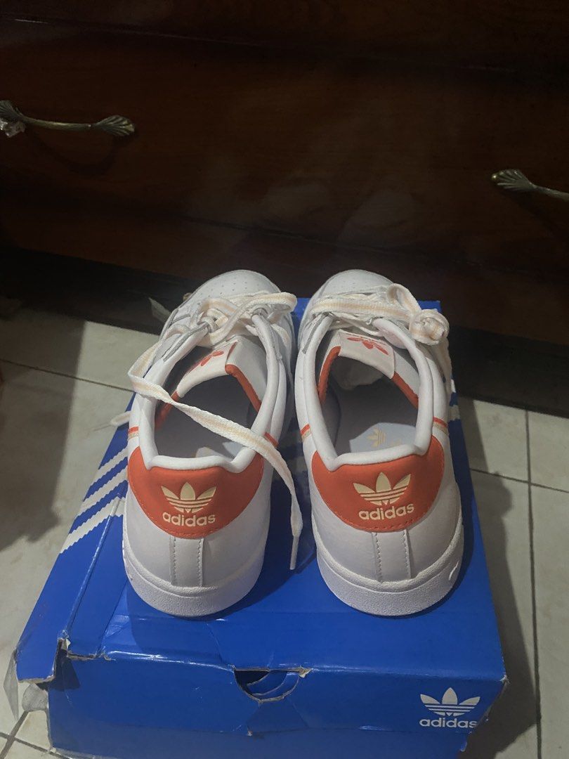 Original Adidas Continental 80s Womens (Category: Sneakers) located in Bulacan. Submitted by sshllync (Listing ID 1427405111, Image 3). Description: Authentic Adidas Shoes Original Price: 6500 pesos Size 8.5 Womens, Size 7 for Mens Location: Bulacan Price if Negotiable. Dm if Interested..