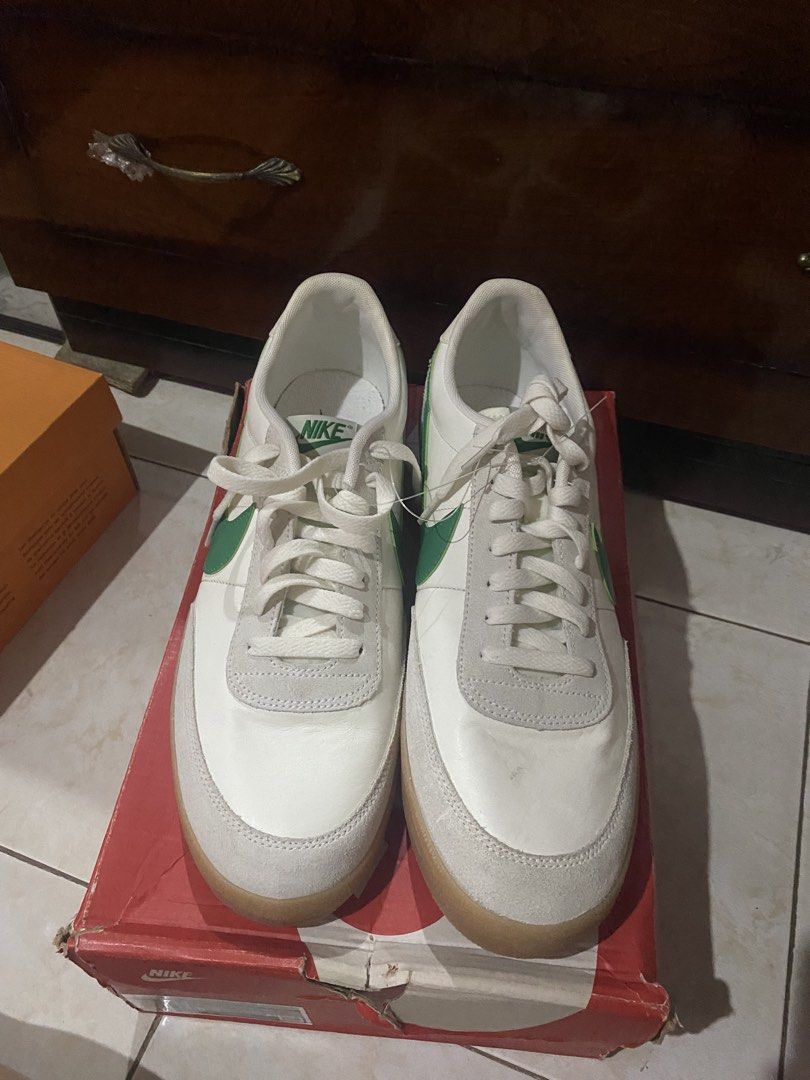 Original Nike Killshot 2 Leather (Category: Sneakers) located in Bulacan. Submitted by sshllync (Listing ID 1427404648, Image 2). Description: Authentic Nike Shoes Original Price: 5195 pesos Location: Bulacan Price if Negotiable. Dm if Interested..
