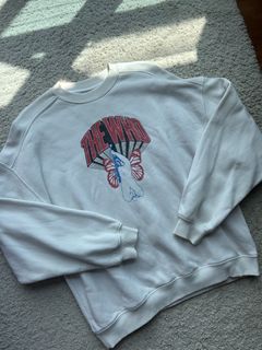 (Category: ) located in . Submitted by lilliess.closet (Listing ID 1427356615, Image 1). Description: .