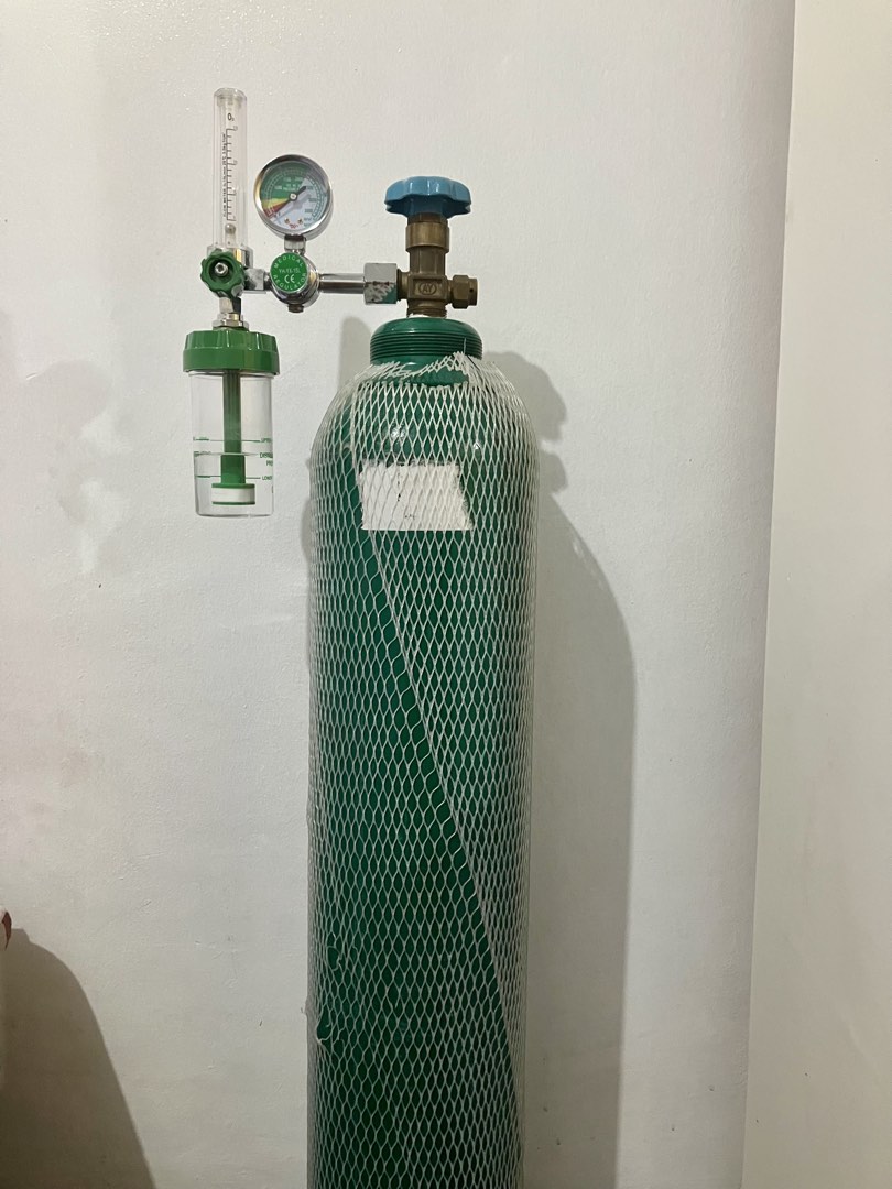 20 lb Oxygen Tank with Regulator, Health & Nutrition, Medical Supplies ...