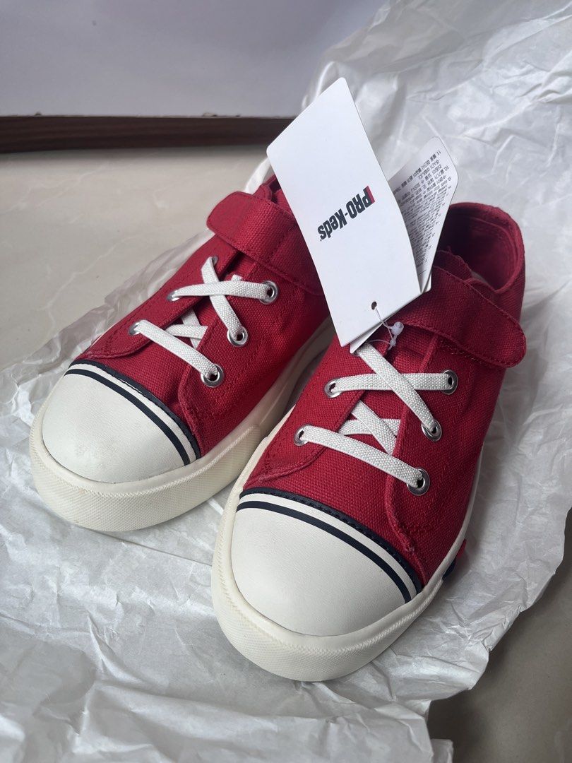 Pro-Keds Girl Sneakers (Category: Sneakers) located in Makati City. Submitted by shoplin (Listing ID 1427349962, Image 2). Description: Keds Pro Keds Girl’s Sneakers Lightweight sneakers. Size: EUR 33.5 US 2 Original Brand new. Just landed from Korea Location: Makati Lalamove- pick up J&T next day delivery SF shoulder by buyer.