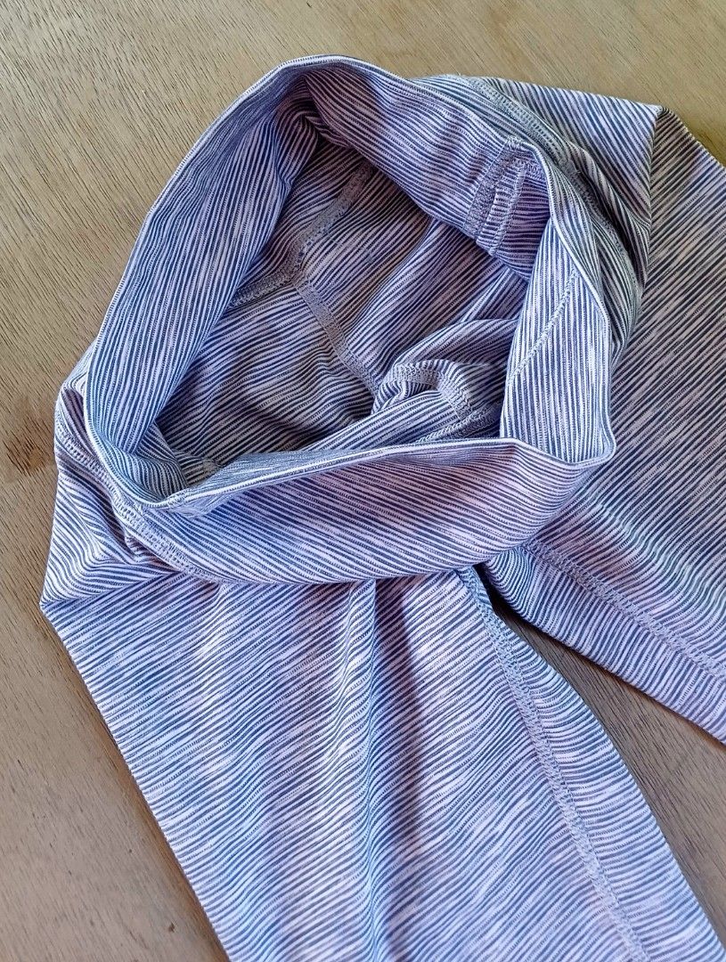Purple High-Waisted Leggings (Category: Other Bottoms) located in Manila. Submitted by thetabbycat (Listing ID 1427357550, Image 3). Description: 10/10 condition material quality is really smooth and presko! rfs: not my color can provide measurements to serious buyers only.