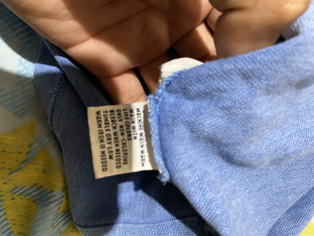 Ralph Lauren polo shirt (Category: Tshirts & Polo Shirts ) located in Manila. Submitted by lcfindz (Listing ID 1427456327, Image 3). Description: Size M pm for more details Muntinlupa or Pasig loc can ship j&t or lalamove.