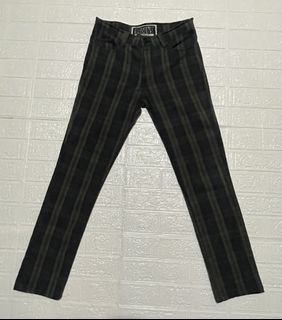 (Category: ) located in . Submitted by clear_out_closet (Listing ID 1427376464, Image 1). Description: .