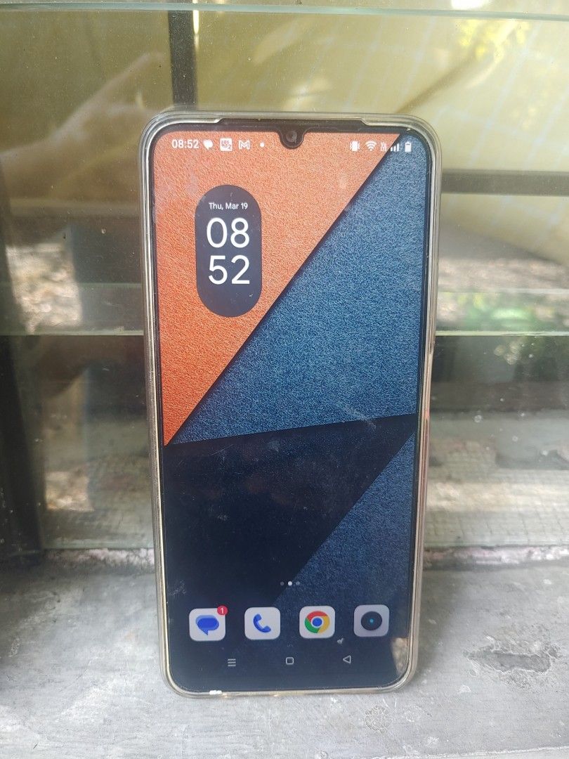 Realmi Note 60 (Category: Realme) located in Manila. Submitted by techtatay61638 (Listing ID 1427323466, Image 3). Description: Included case but no box and charger, can be used any USB type C charger. No repair history nor hidden defects. Lp posted auto decline/pass sa mga tatawad pa Will be used for kids therapy.