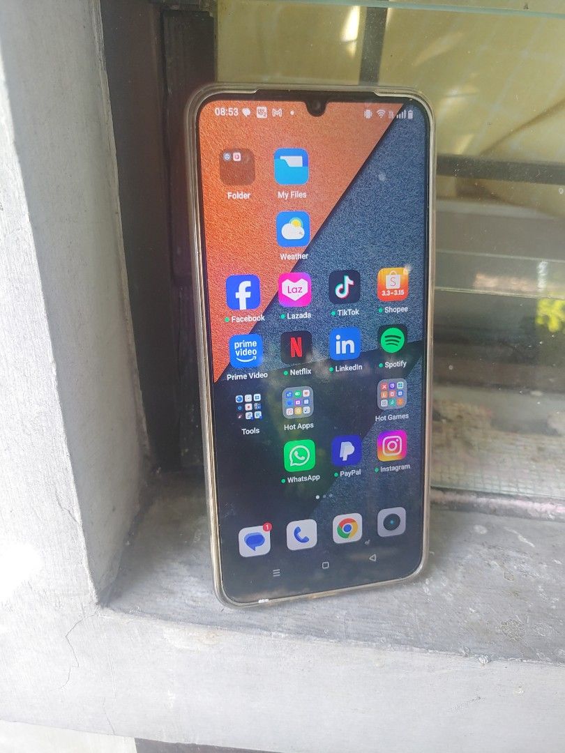 Realmi Note 60 (Category: Realme) located in Manila. Submitted by techtatay61638 (Listing ID 1427323466, Image 1). Description: Included case but no box and charger, can be used any USB type C charger. No repair history nor hidden defects. Lp posted auto decline/pass sa mga tatawad pa Will be used for kids therapy.