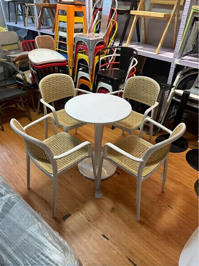 Resto/Cafe/Dining table & chairs (Category: Tables & Sets) located in Manila. Submitted by mry_rfl (Listing ID 1427436890, Image 1). Description: ✅Brandnew💯 ✅Guaranteed Quality💯 ✅COD/COP/Gcash/Bank transfer accepted ✅Open for pickup, delivery and shipping ✅Retail/Bulk orders accepted ✅Bodega Price ✅We can provide sales invoice (BIR registered with tin) 📍Location: Tondo,Manila 📩Pm for inquiries.