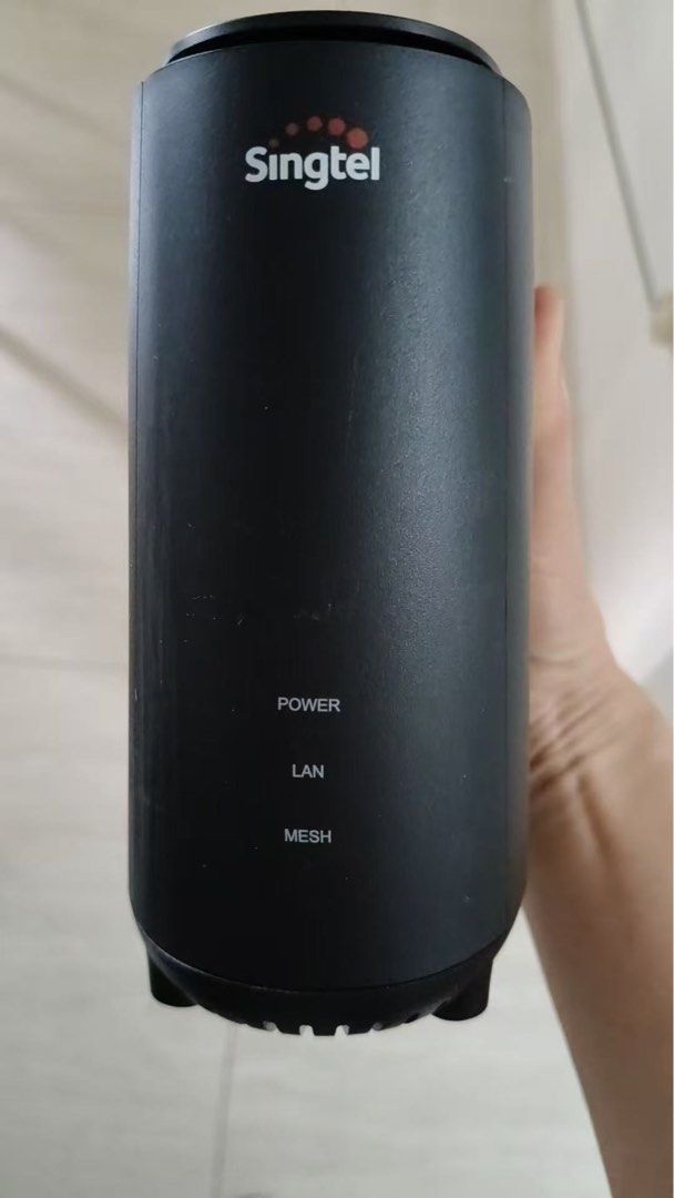 Singtel Optical Network Router and Mesh WiFi462354964148408321