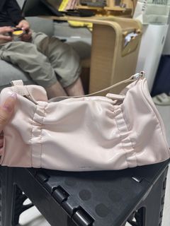 （分類：）位於 。 由 bell12m 提交（商品編號 1427389175，圖片 1）。簡介： 。