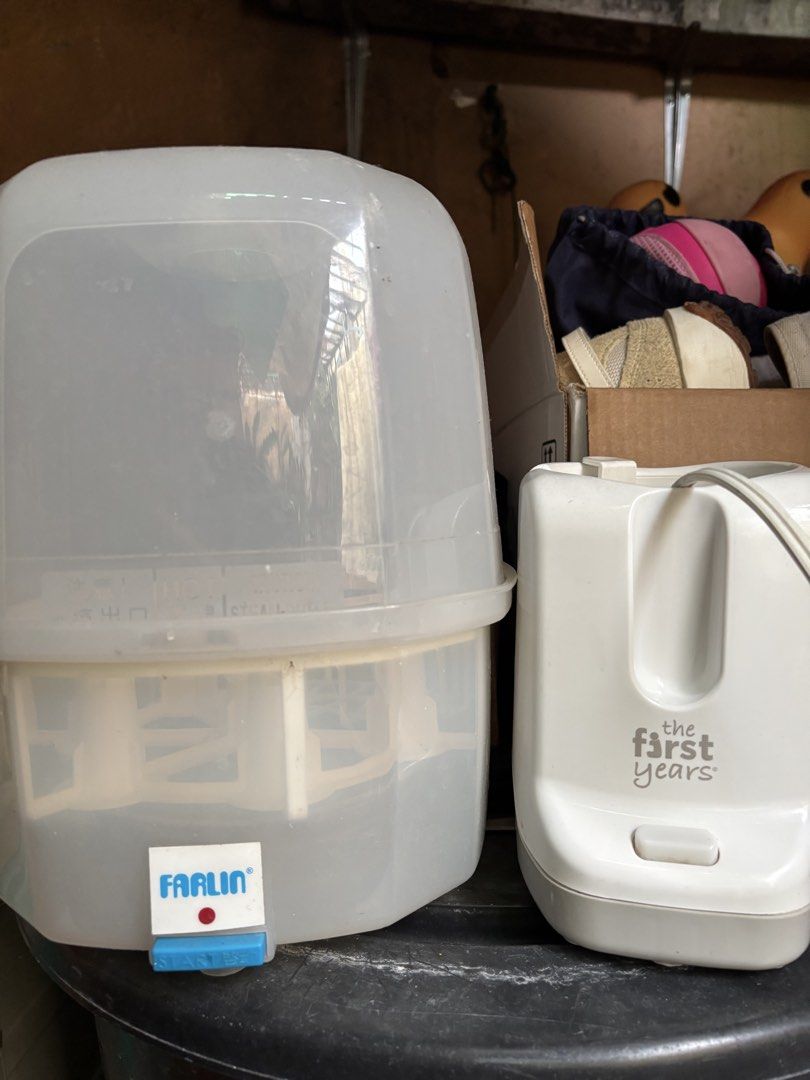 The First Years bottle heater and Farlin Sterilizer bundle (Category: Weaning & Toddler Feeding) located in Quezon City. Submitted by girlanne02 (Listing ID 1427369906, Image 1). Description: Bundle sterilizer and bottle heater The First Years and Farlin Minor scratches Breastfed anak ko kaya hndi masyado nagamit.