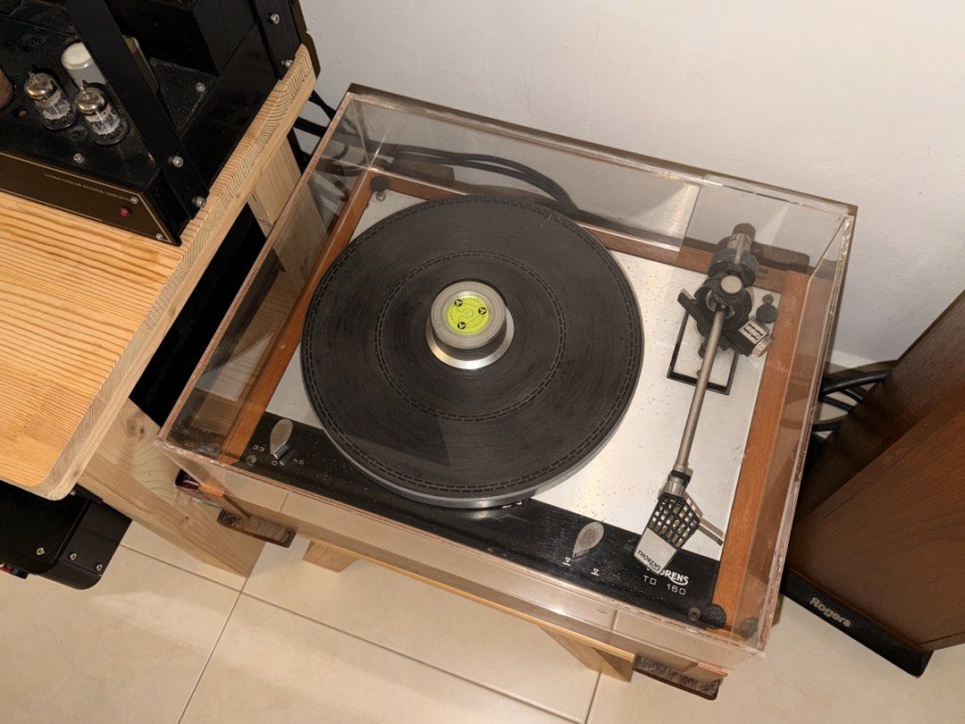 Thorens TD 160 Turntable with Cartridge
