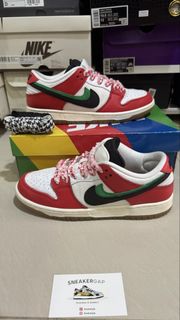 (Category: ) located in . Submitted by sneakergap (Listing ID 1427356016, Image 1). Description: .