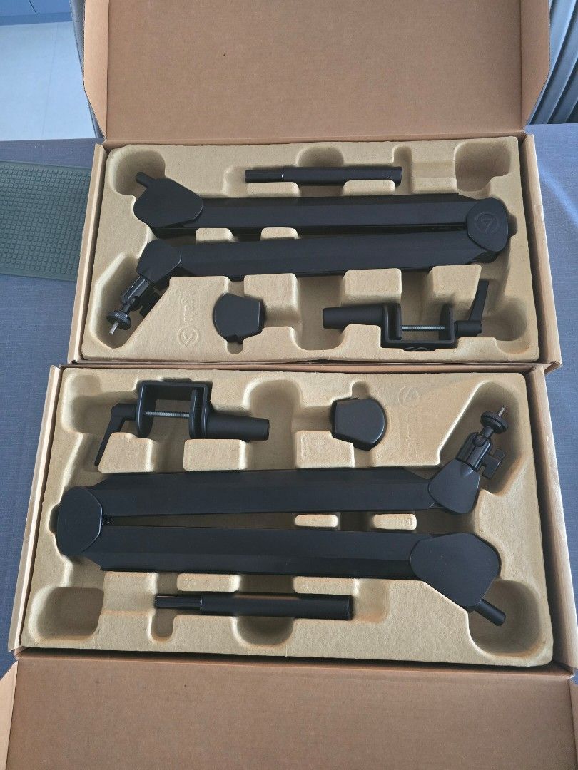 Wave Mic Arm