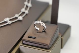 （分類：）位於 。 由 daniel0828 提交（商品編號 1424287561，圖片 1）。簡介： 。
