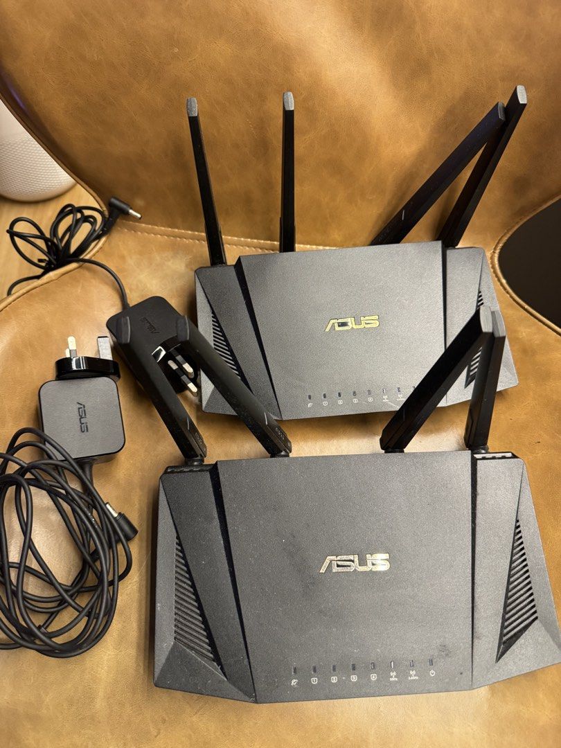 2x Asus RT-AX3000448173143900170240