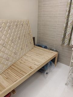 （分類：）位於 。 由 steveyw 提交（商品編號 1424182330，圖片 1）。簡介： 。