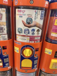 （分類：）位於 。 由 alang20098 提交（商品編號 1424288959，圖片 1）。簡介： 。