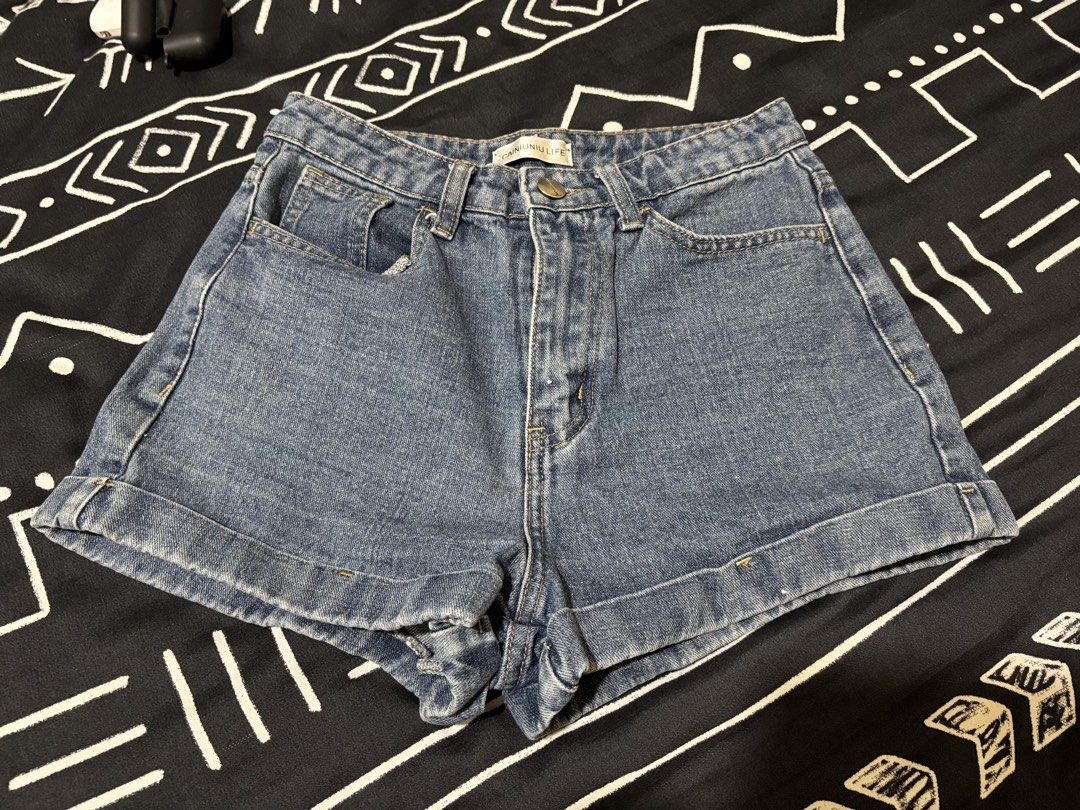 American Apparel Denim Shorts (Category: Shorts) located in Rizal. Submitted by declutteredthingz (Listing ID 1424302570, Image 2). Description: Size 26 150 each.