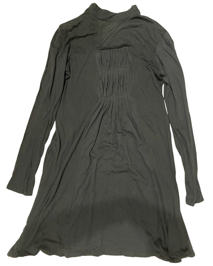 Ann Demeulemeester Mid-length dress (Category: Dresses) located in Antipolo. Submitted by etherealtech7 (Listing ID 1424292658, Image 2). Description: Ann Demeulemeester black dress, long sleeves, with pleats in front and behind, it can be worn in two directions. Size 34. Has stretch..