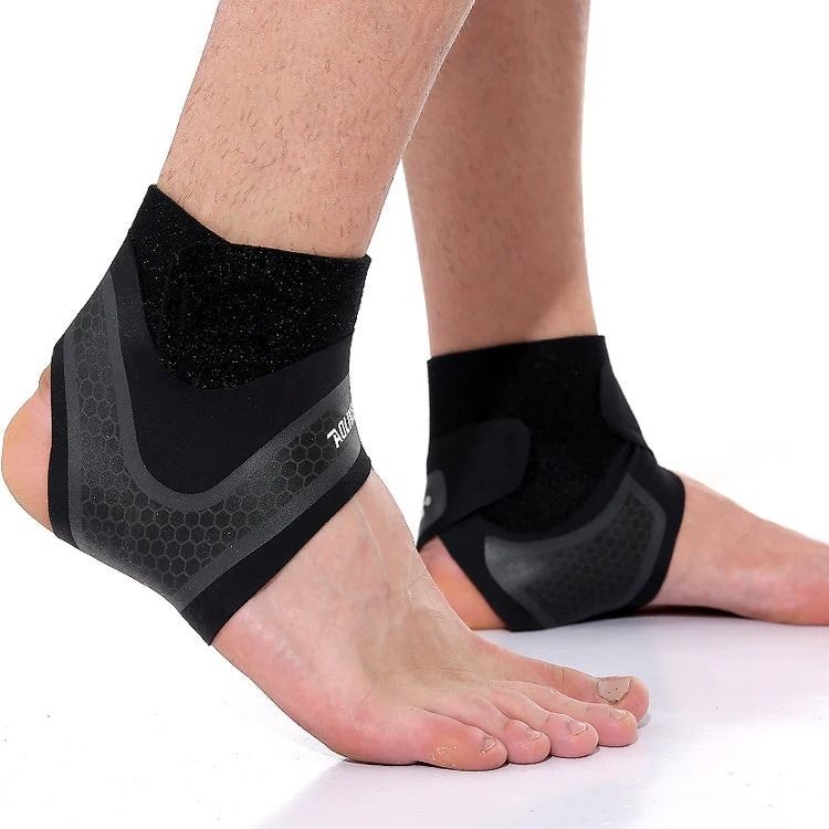 Aolikes 7130 Compression Ankle Support Sleeve (Category: Braces, Support & Protection) located in Manila. Submitted by abot.ph.17846 (Listing ID 1424243615, Image 2). Description: Place of Origin: Jiangsu, China Brand Name: Aolikes Model Number: C-7130 Size: M / L Material: Neoprene Gender: Unisex Function: Breathable.