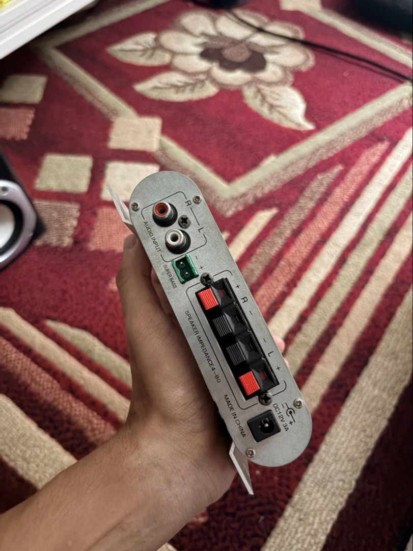 Audio Amplifier (Category: Soundbars, Speakers & Amplifiers) located in Puchong. Submitted by aleppnajmi_ (Listing ID 1424255790, Image 3). Description: Still good and can use All funtions.