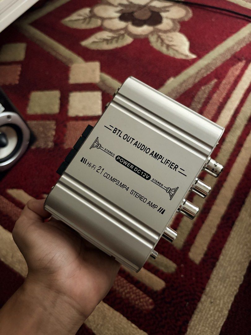 Audio Amplifier (Category: Soundbars, Speakers & Amplifiers) located in Puchong. Submitted by aleppnajmi_ (Listing ID 1424255790, Image 2). Description: Still good and can use All funtions.