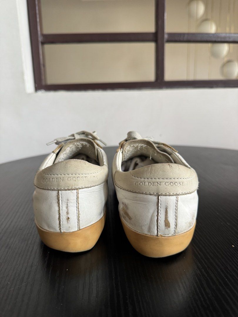 Authentic Golden Goose White & Gray (Category: Sneakers) located in Manila. Submitted by lessstuffstudio (Listing ID 1424255030, Image 3). Description: 🎆 3.3 Sneaker Sale 🎆 👟 Golden Goose White & Gray Size 38– 100% Authentic 💰1,500 (Slightly negotiable for serious buyers) 🔥 Better price if purchasing 2 or more items 📍 Doña Soledad Parañaque City 📦 Mailing available (buyer covers) 💳 GCash / Bank Transfer Condition: 7/10 Colorway: White and