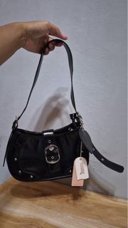 (Kategori: ) berada di . Dikirim oleh lanadelye (ID iklan 1424294056, Gambar 1). Deskripsi: .
