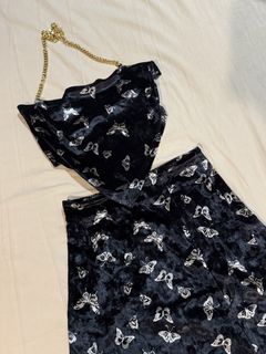 (Category: ) located in . Submitted by tprelovedclothing (Listing ID 1424313004, Image 1). Description: .