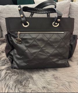 (Category: ) located in . Submitted by BelleHomeNCloset (Listing ID 1424240813, Image 1). Description: .