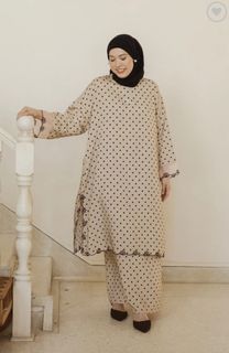 (Category: ) located in . Submitted by nfzai (Listing ID 1424265823, Image 1). Description: .