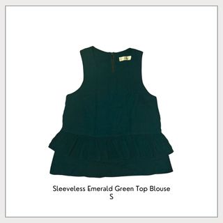 (Category: ) located in . Submitted by declutter_with_cha (Listing ID 1424215248, Image 1). Description: .