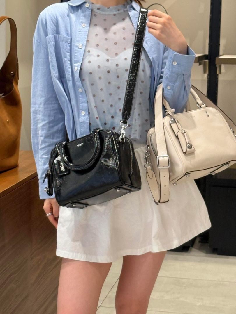 Coach Rogue Cube Crossbody Bag (Category: Cross-body Bags) located in Manila. Submitted by msddirectfactoryoutlet (Listing ID 1424189839, Image 2). Description: Rogue Cube 20cm (L) x 17.5cm (H) x 17.5cm (W) US Grade 100%.