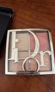 （分類：）位於 。 由 hi011 提交（商品編號 1424322964，圖片 1）。簡介： 。