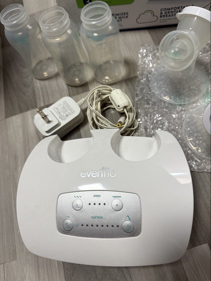 fr🇺🇸 Evenflo Advanced Double Electric Breast Pump (Category: Breastfeeding & Bottle Feeding) located in Marikina City. Submitted by demonyita__ (Listing ID 1424201747, Image 3). Description: Actual pic posted Malakas humigop nakakalakas tlaga ng milk.
