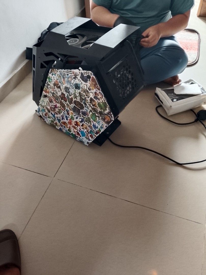 Gaming PC - Ryzen 5 5500, RTX 305065604530498306113