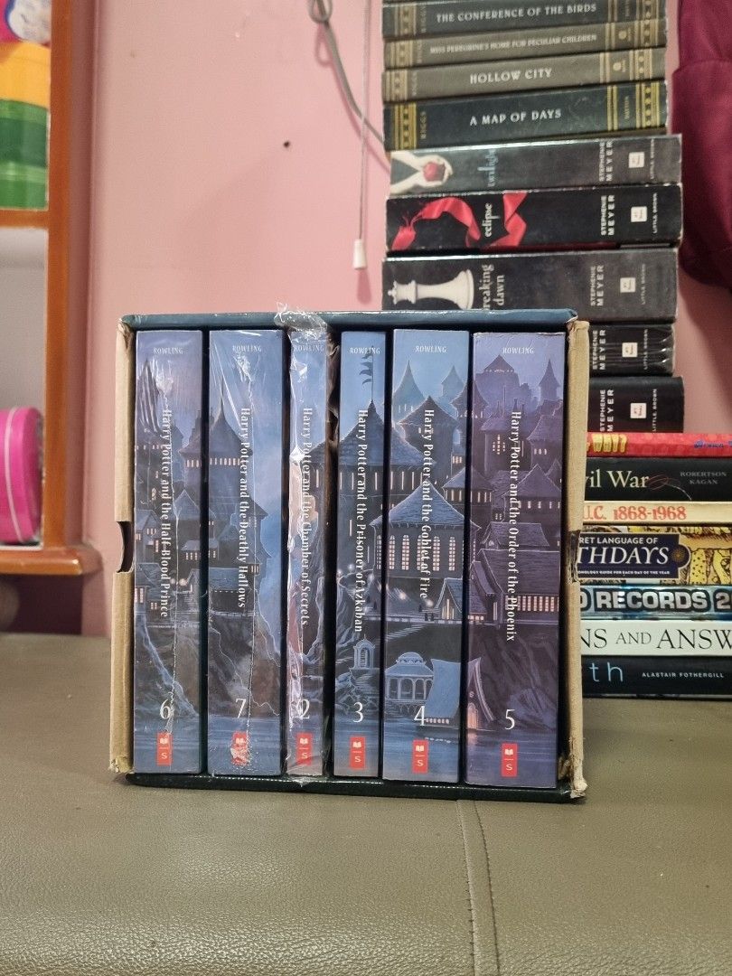 Harry Potter Book Set (2-7) (Category: Storybooks) located in Bulacan. Submitted by zelmaire (Listing ID 1424274310, Image 1). Description: 𝙈𝙊𝙋: Gcash, Maya, Bank transfer (Metrobank) 𝙈𝙊𝘿: J&T etc. (depends on buyer) MEET UP: Bocaue, Marilao, Meycauayan 𝐋𝐄𝐆𝐈𝐓𝐈𝐌𝐀𝐓𝐄 𝐂𝐎𝐍𝐓𝐀𝐂𝐓 FB: Reizel Gamboa IG: @rizzelmg.