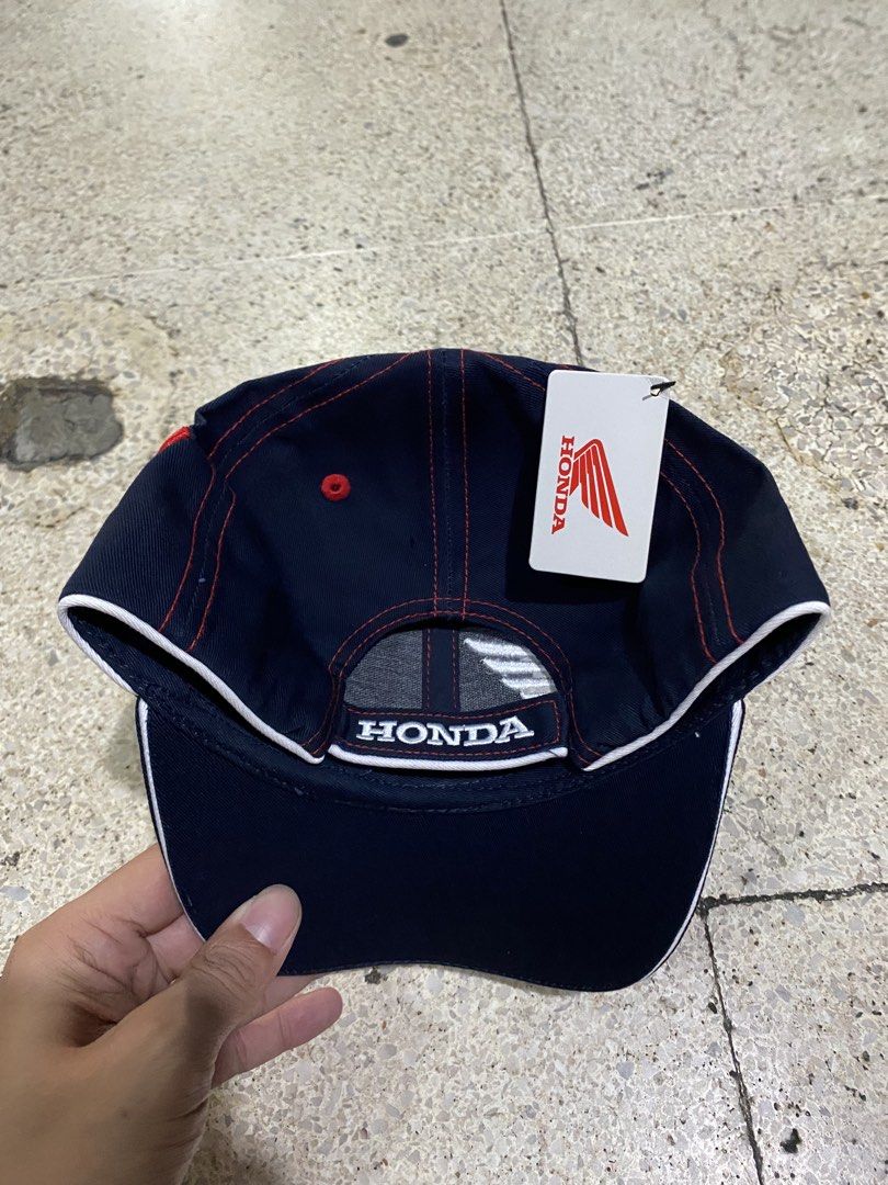 Honda Cap with Embroidered Logo (Category: Caps & Hats) located in Manila. Submitted by dundonnn (Listing ID 1424195532, Image 3). Description: ✅ AVAILABLE ✅ 🧢 HONDA 💰 ₱750 ▪️ Adult size / Fit most head 🛒 DM ME.
