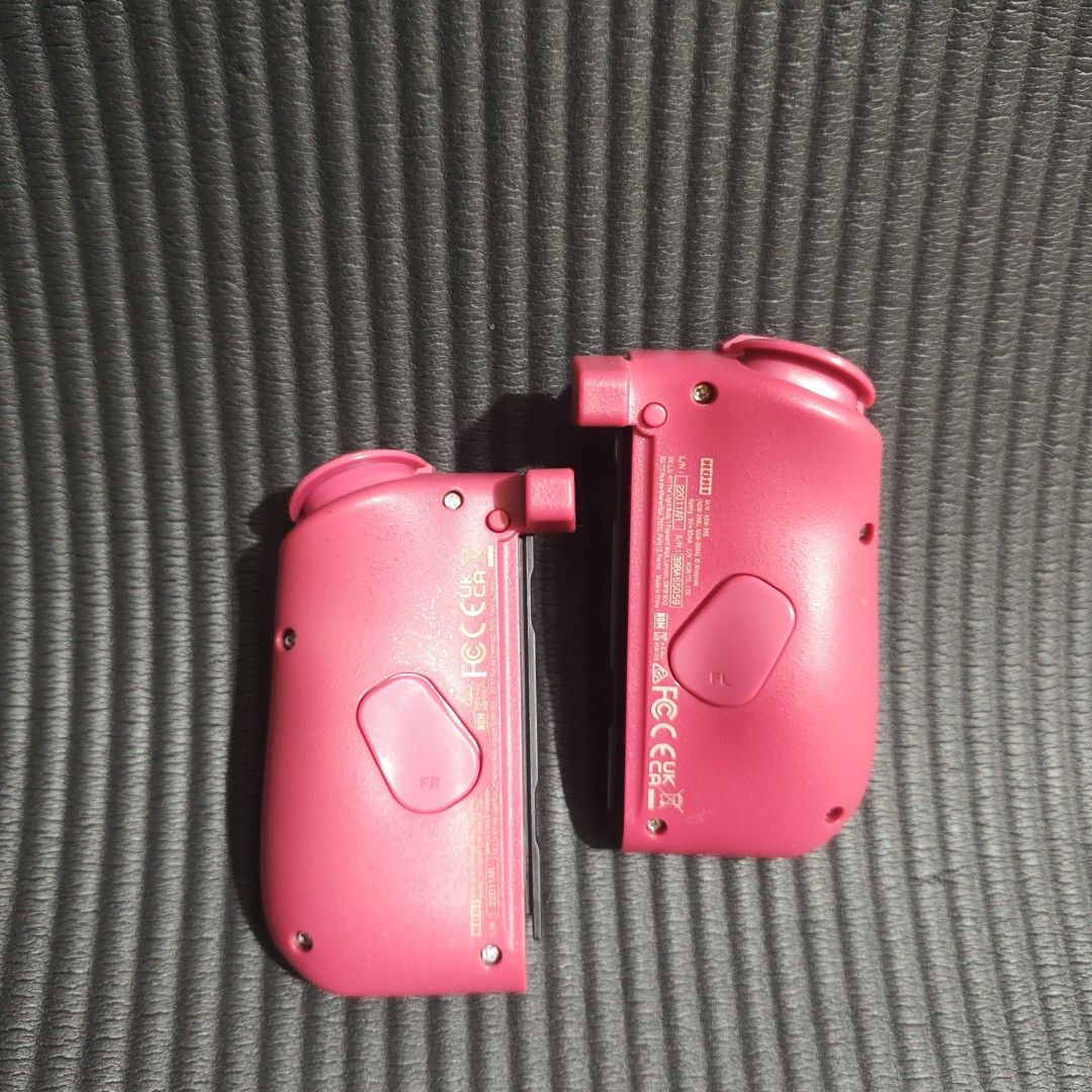 Hori Grip Control Fit for Nintendo Switch (Category: Controllers) located in Quezon City. Submitted by shopme_gadget30 (Listing ID 1424246581, Image 2). Description: kindly read the details first for sale fixed price mint Condition good as new tested and working no issue no drifting all buttons working compatible to Nintendo switch v1 , v2 or Oled original Color: Apricot Red No strap Shoopppppeee —,✅ can check out pm for the linnnkkk (If shoopppe