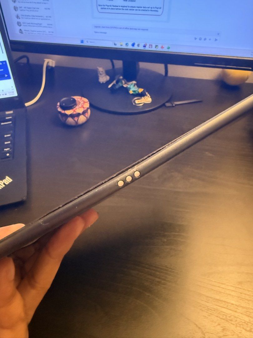 Ipad Air 3 - 64GB (Category: iPad) located in Pasay City. Submitted by jmrpczn.1 (Listing ID 1424306054, Image 2). Description: Ipad air 3rd Gen 64 gb IOS 26 A12 Bionic With slight bend on screen (naupuan) With little red markings on screen (see pictures) All working aside sa issues mentioned above All issues don’t affect overall performance. Still good for watching netflix - can last at least 3 movies. 89% Battery Life according to Apple Tech Su