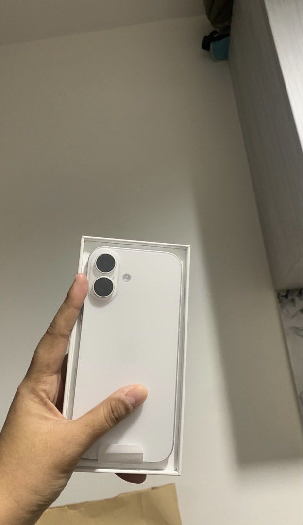 Iphone 16 for sale or swap (Category: iPhone 16 Series) located in Solana. Submitted by joyannelin68117 (Listing ID 1424297850, Image 1). Description: 89% batt health 256gb End of warranty is on June 16 No issues No replaced parts BOUGHT AS BRAND NEW Female owned Pwede swap sa iphone 15 plus.