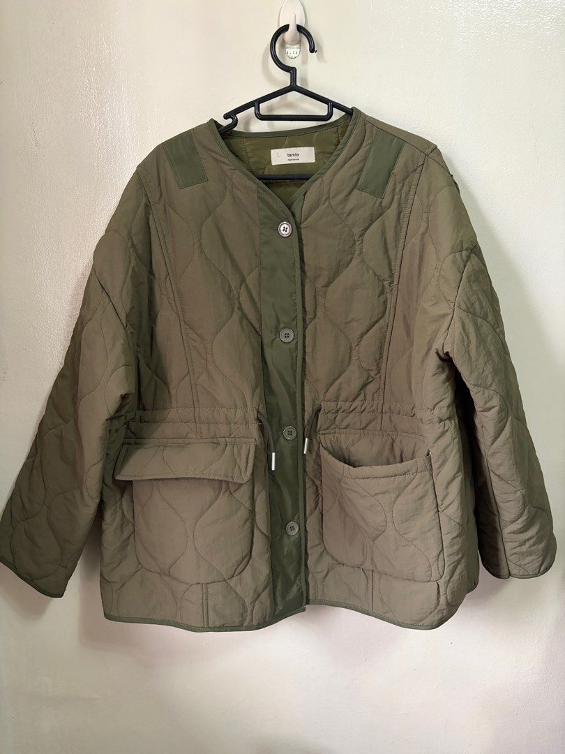 Korean Quilted Puffer jacket (Category: Coats, Jackets and Outerwear) located in Valenzuela. Submitted by cheerios09 (Listing ID 1424188426, Image 1). Description: Fits xl-semi xxl Gcash/bdo Lalamove .