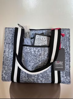 （分類：）位於 。 由 yeevenus111 提交（商品編號 1424178738，圖片 1）。簡介： 。