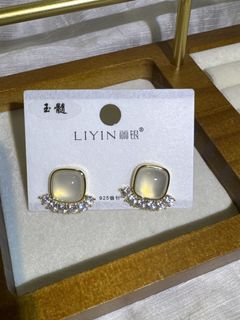 （分類：）位於 。 由 cathychui3788 提交（商品編號 1424299511，圖片 1）。簡介： 。