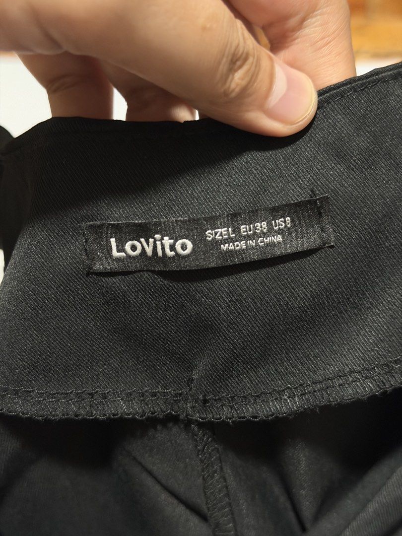 Lovito Black Vest - EU 38 (Category: Sleeveless) located in Caloocan City. Submitted by _mitsuki (Listing ID 1424182484, Image 2). Description: ‼️ DECLUTTERING ‼️ Model Height: 5'6 Model Weight: 69.5kg Used once. RFS: masikip ;( - Lovito black vest - Button-up front - V-neck design - Gathered detail on sides - Size: EU 38 / US 8 - Sleeveless - Made in China - Smooth fabric MOP: Unionbank, MariBank, GoTyme MOD: Any courier, as long as the buyer wi