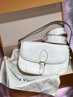 （分類：）位於 。 由 amymonkeys 提交（商品編號 1424340668，圖片 1）。簡介： 。