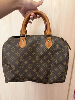 (Category: ) located in . Submitted by all.love.thrift.shop.v2 (Listing ID 1424307305, Image 1). Description: .